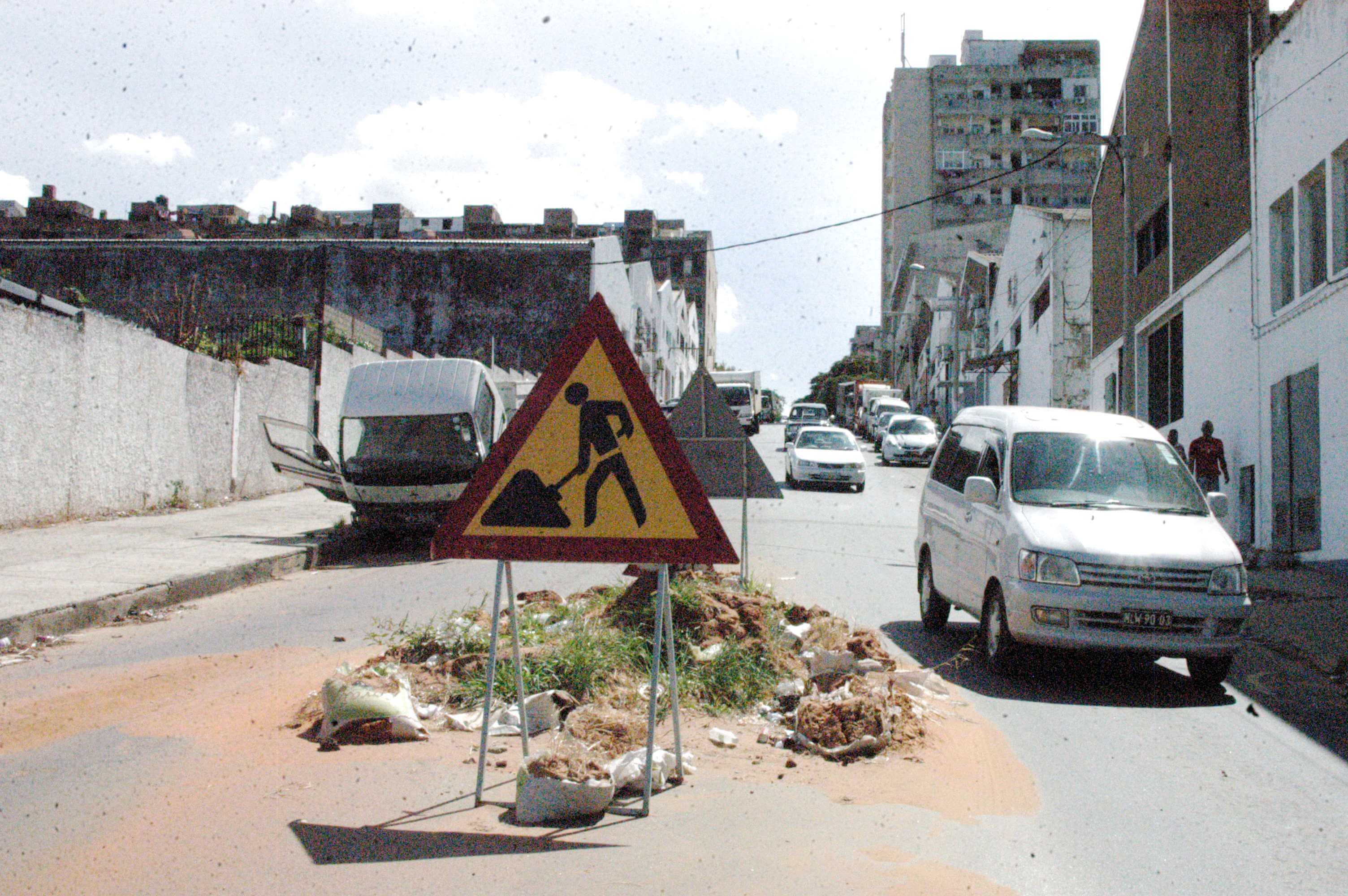 Av Momedh Siad Bare (1)