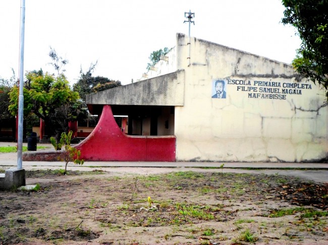 A minha primeira escola era de chapadezinco