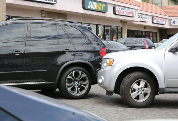 Acidente com carro de Selena Gomez