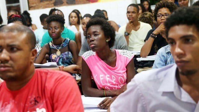 Estudantes Negros