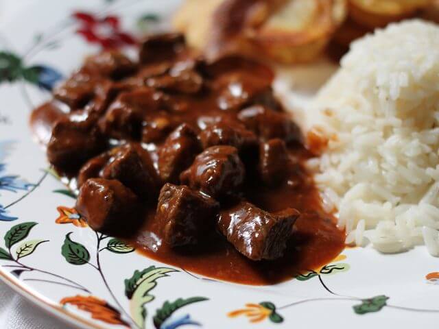Picadinho de carne de vaca