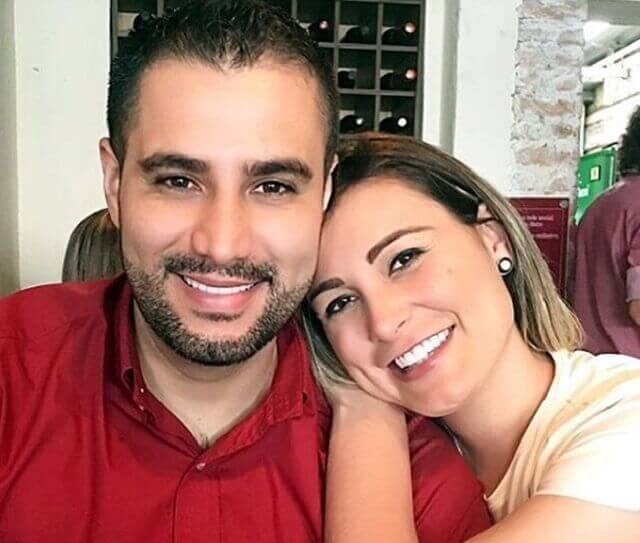 Andressa Urach anuncia fim do casamento com Tiago Costa