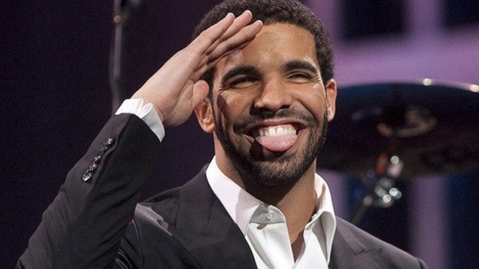 Drake está prestes a ser pai de um menino