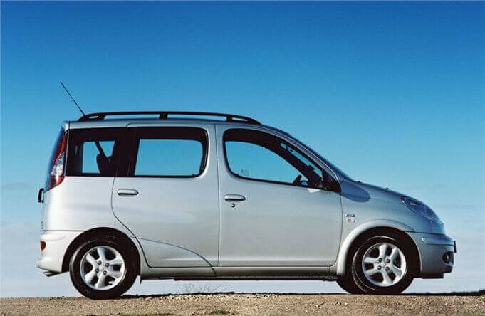 Yaris-verso-Funcargo