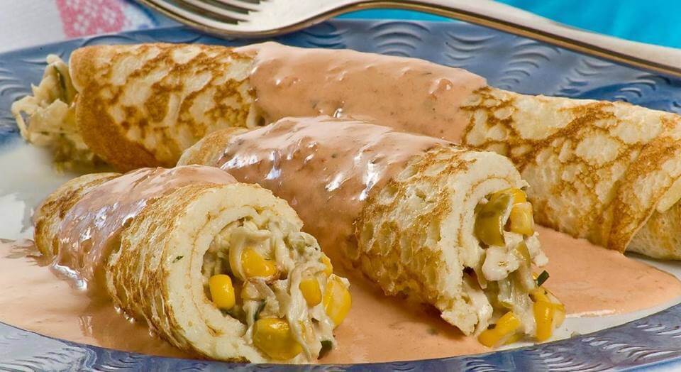 Panqueca de Frango ao Molho Rosé