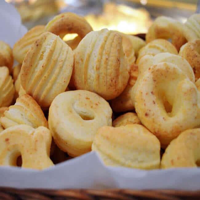 Como Preparar Biscoitos de Queijo MMO Como Preparar Biscoitos de Queijo MMO
