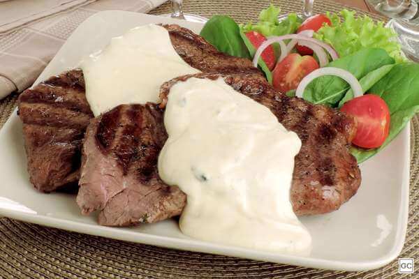Molho de Queijo para Churrasco