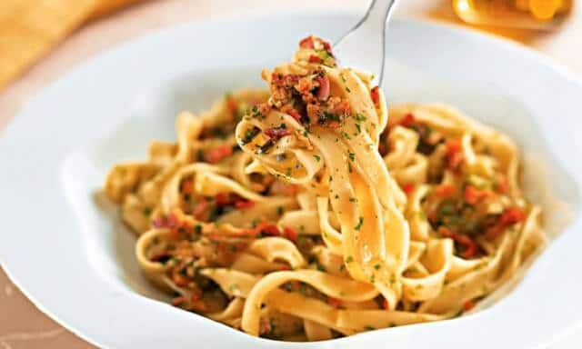 Macarrão Aromático