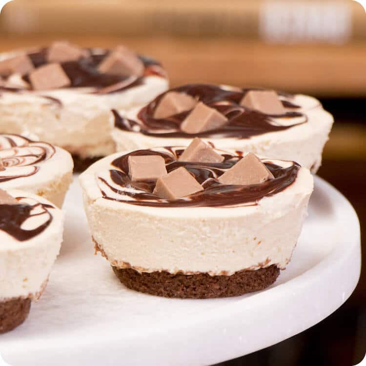 Mini Cheesecake de Manteiga de Amendoim