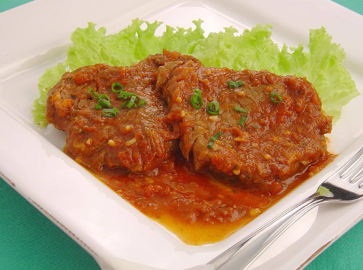 Peru com Molho de Tomate