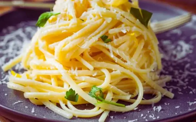 Esparguete de Queijo e Bacalhau-Receitas