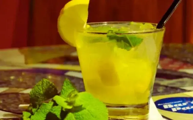 Caipirinha de limão-Receitas