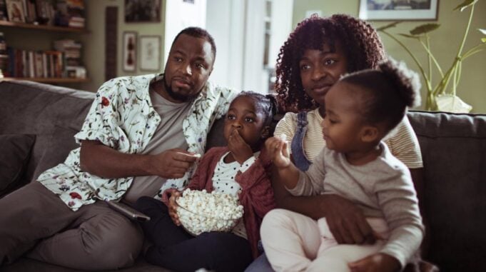 Filmes educativos para assistir em família
