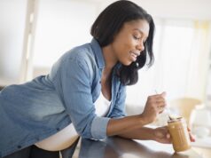 Alimentos que a mulher deve evitar durante a gravidez