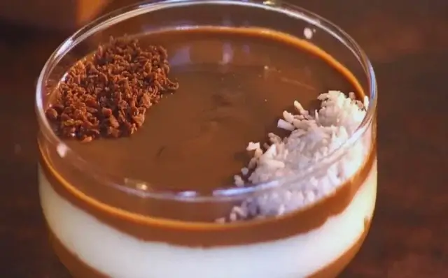 Doce gelado de coco com chocolate-Receitas