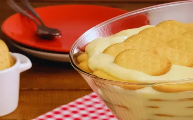 Pavê de biscoito-Receitas