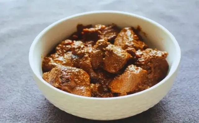 Guisado de fígado de vaca-Receitas