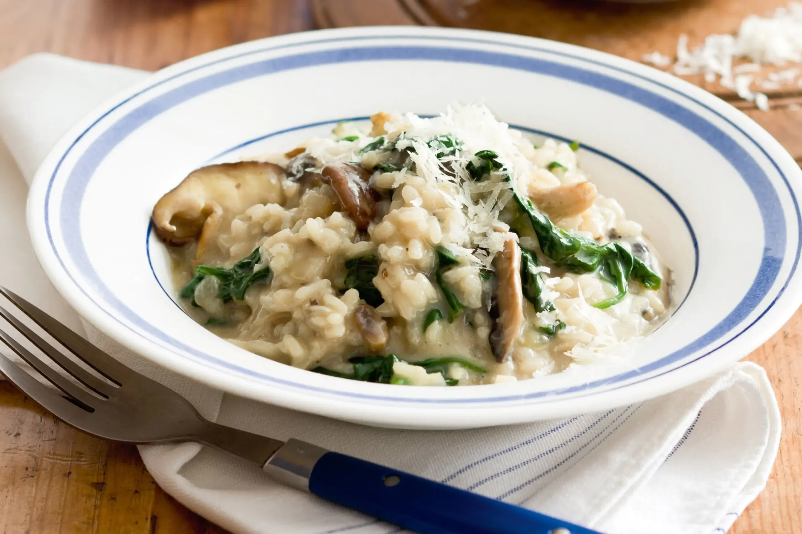 Risoto de espinafre e cogumelos