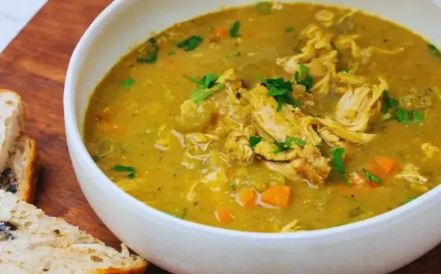 Sopa de lentilhas com frango-Receitas