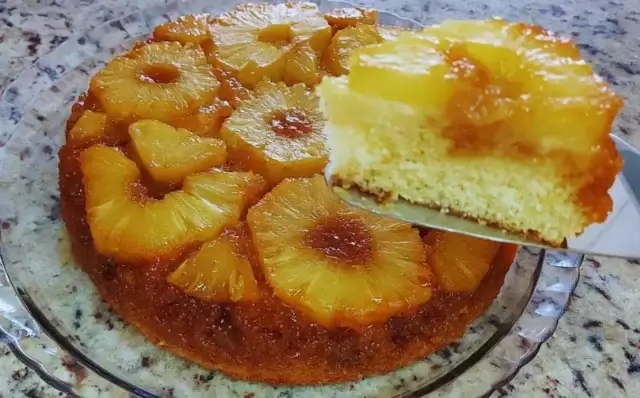 Bolo de abacaxi-Receitas