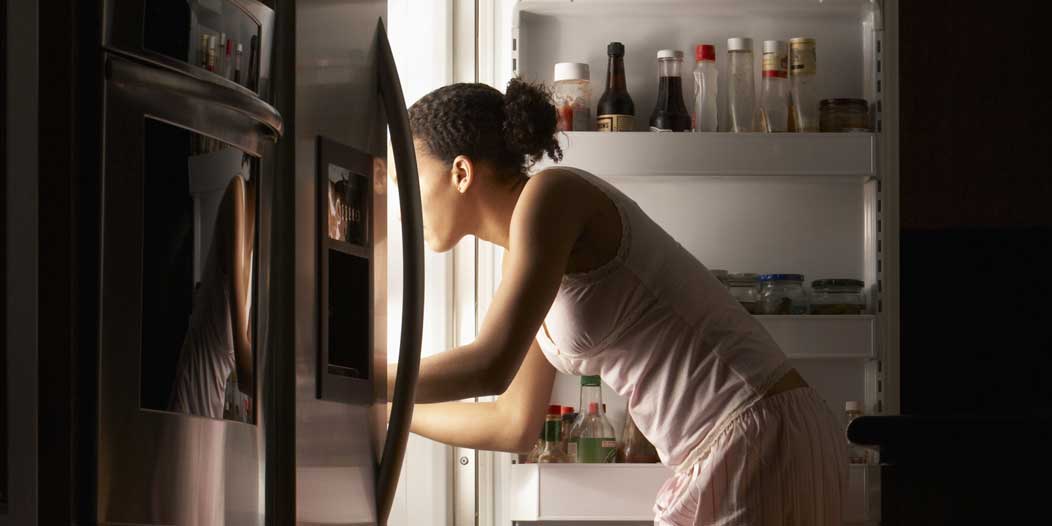 Comer à noite engorda