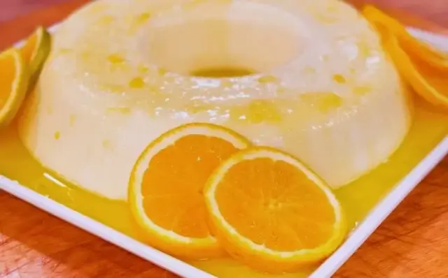 Manjar com calda de laranja-Receitas
