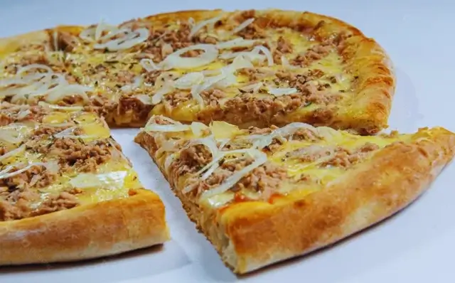 Pizza de atum e cebola-Receitas