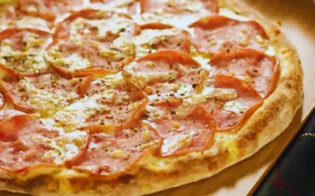 Pizza lombo canadense-Receitas