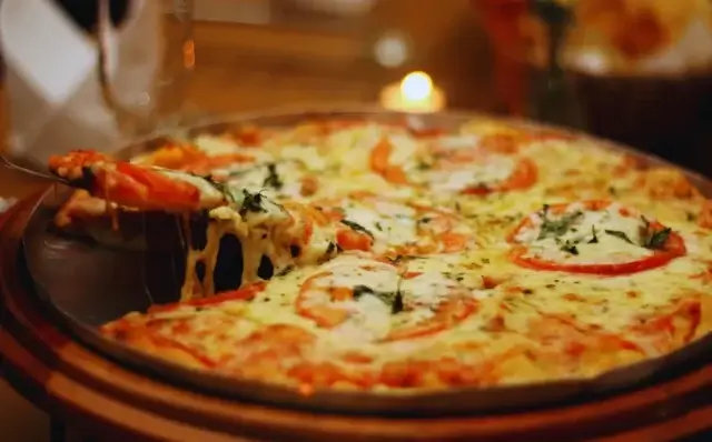 Pizza marguerita-Receitas