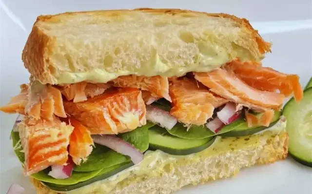 Sandes de salmão-Receitas