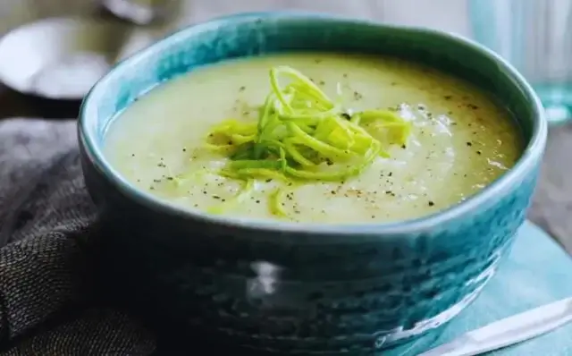 Sopa de alho-francês-Receitas