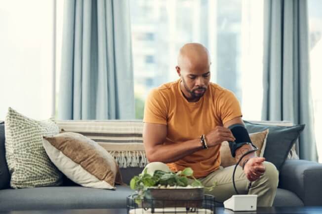 Saúde cardiovascular: Como proteger o seu coração com exercícios e dieta