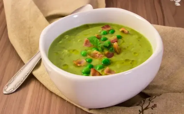 Sopa de ervilhas com bacon-Receitas