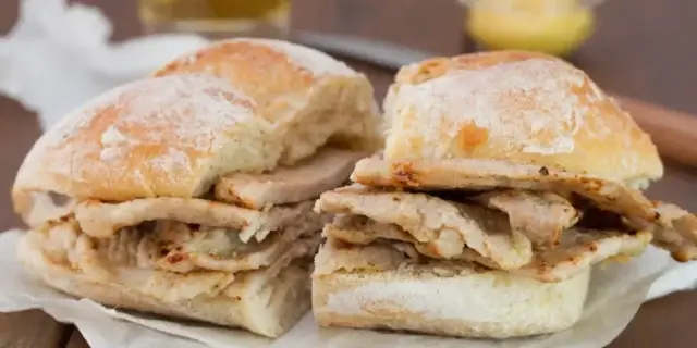Bifanas no pão