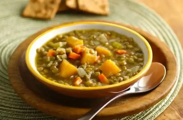 Sopa de lentilhas
