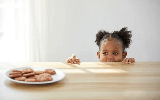 Erros comuns na alimentação infantil e como evitá-los