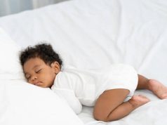 Quantas horas deve dormir um bebé por idade?