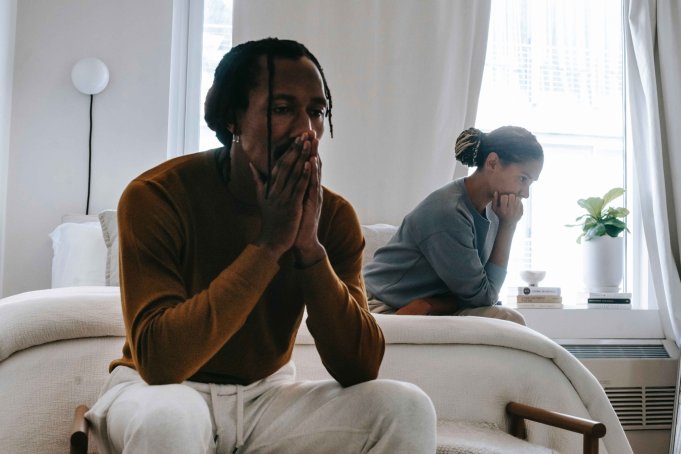 5 sinais de um relacionamento tóxico